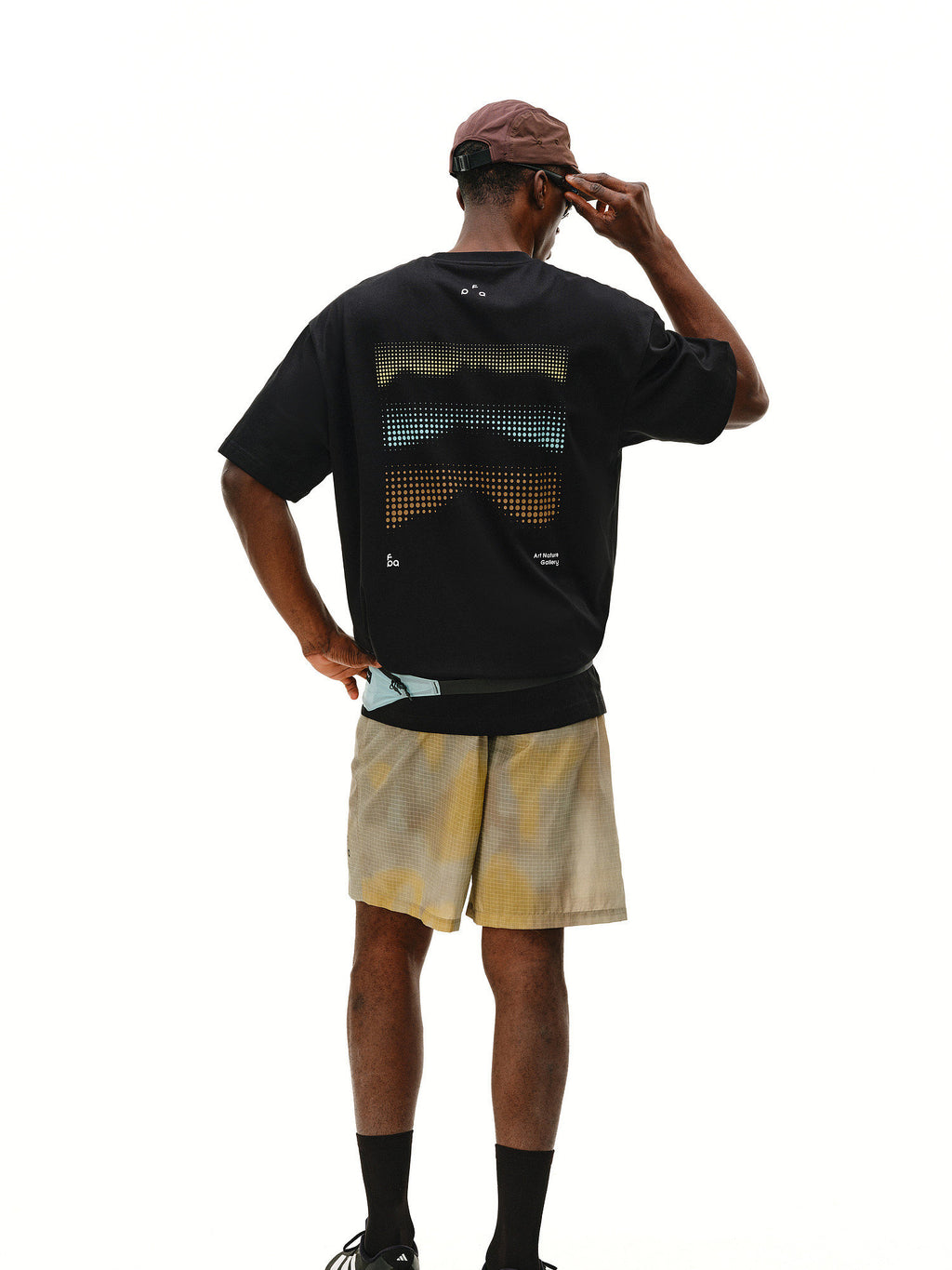 Dot Gradient Mountain Short-Sleeve T-Shirt