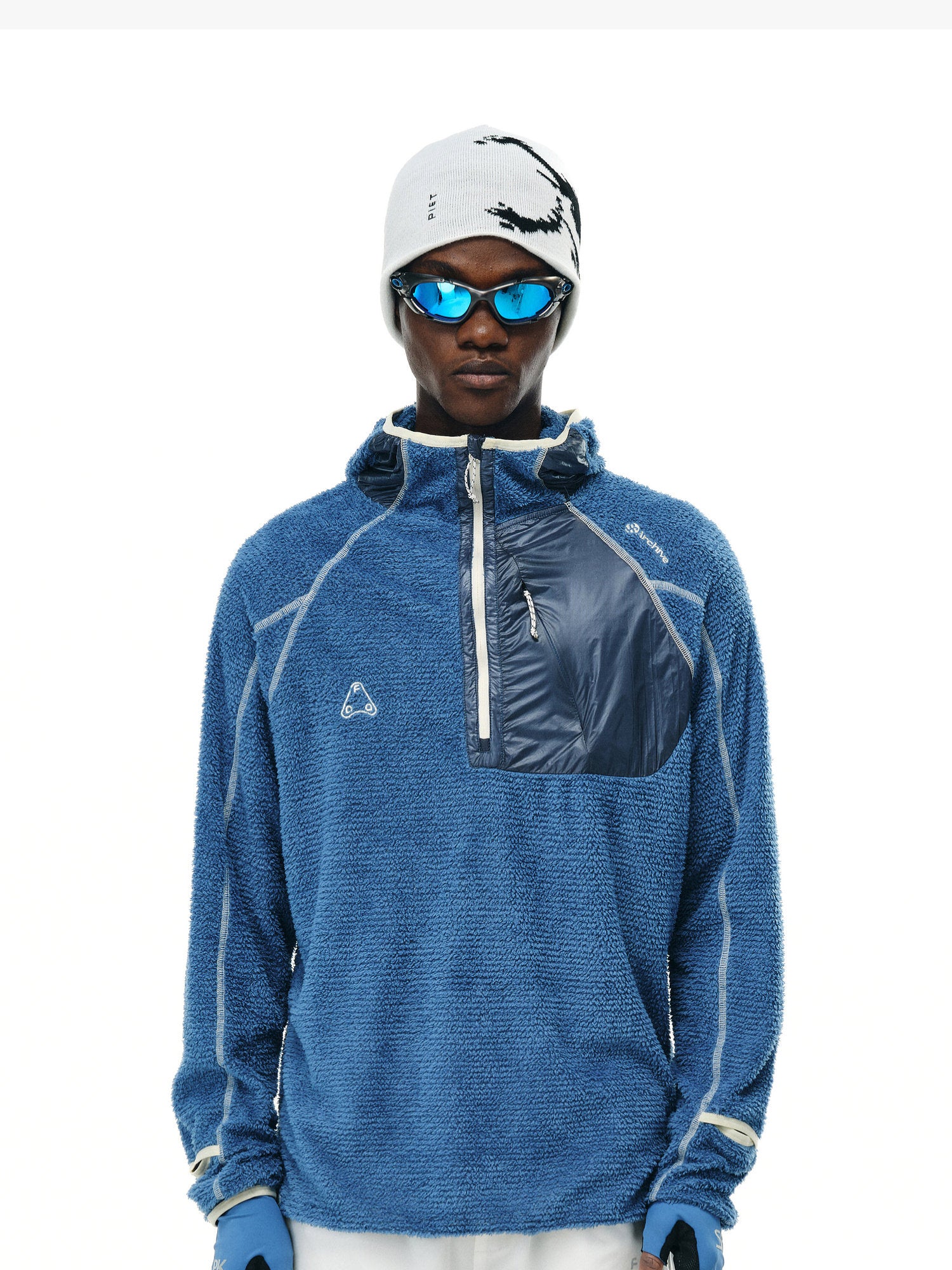 Lightweight Outdoor Fleece Hooded Long Sleeves