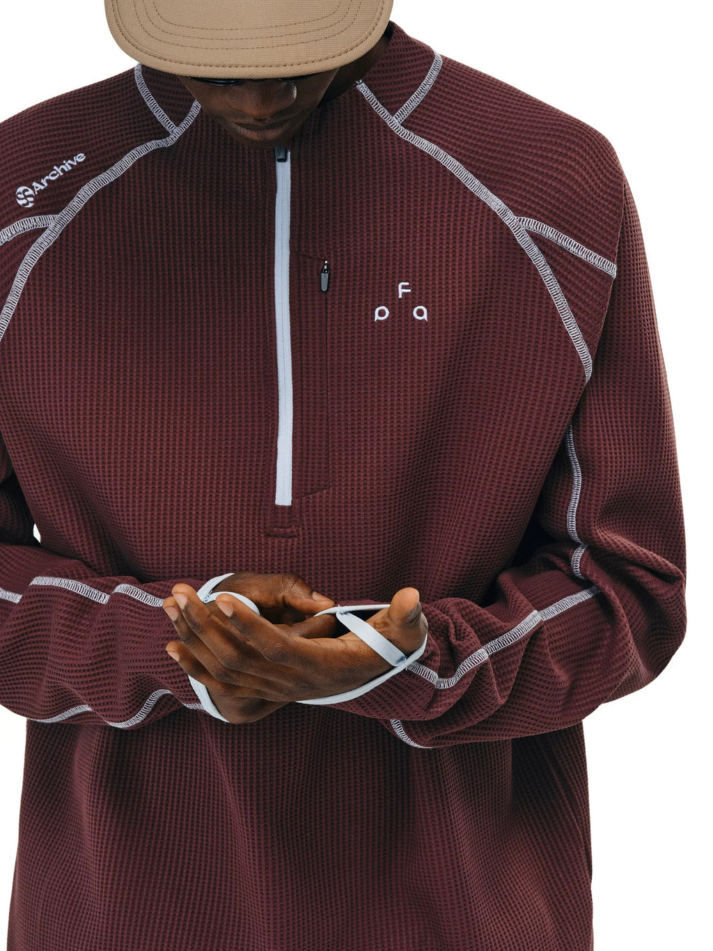 FPA UPF 50+ quick-dry half-zip long-sleeve top in Burgundy Red, zip texture detail