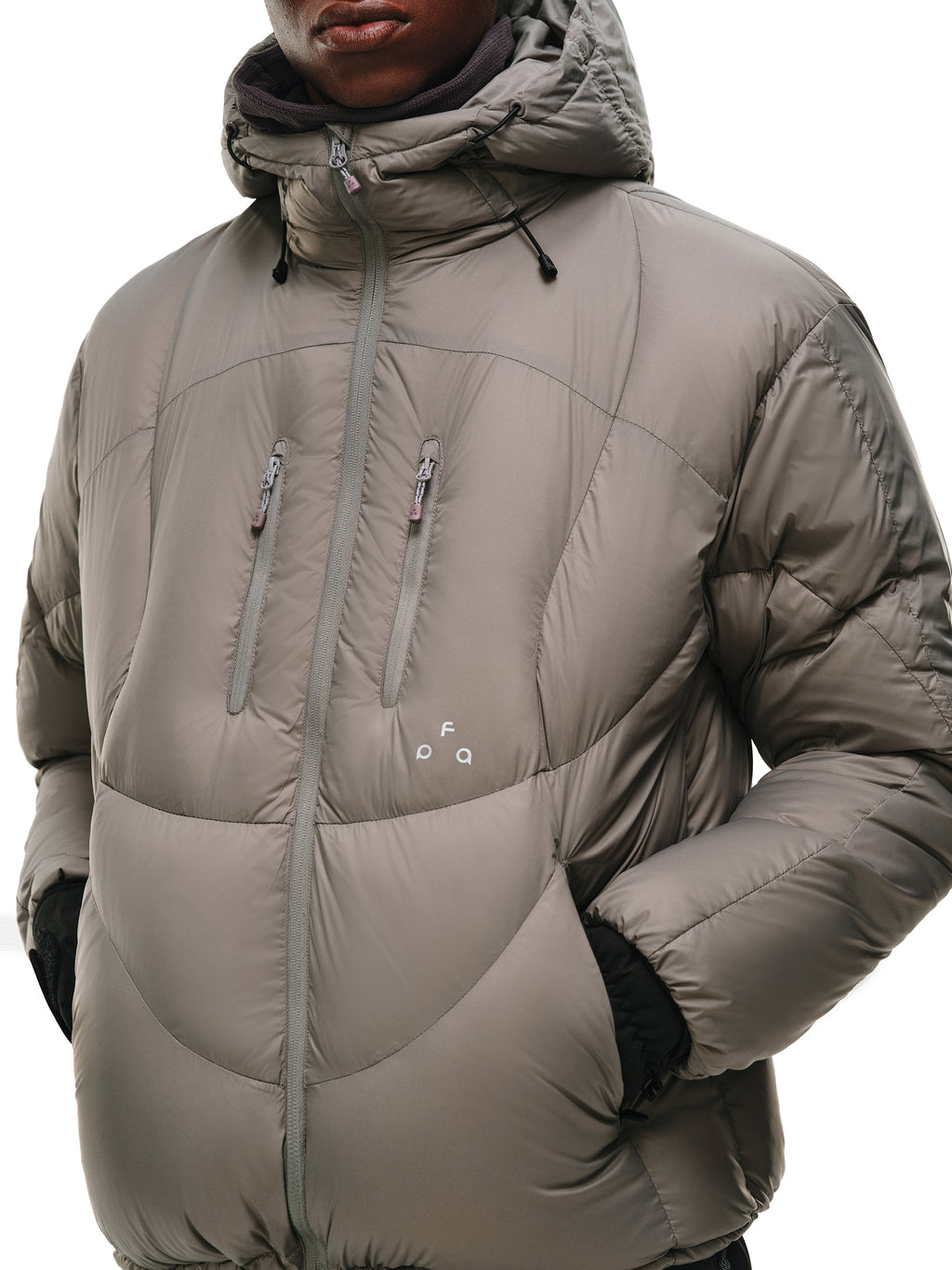 Curved Structur Hooded Down