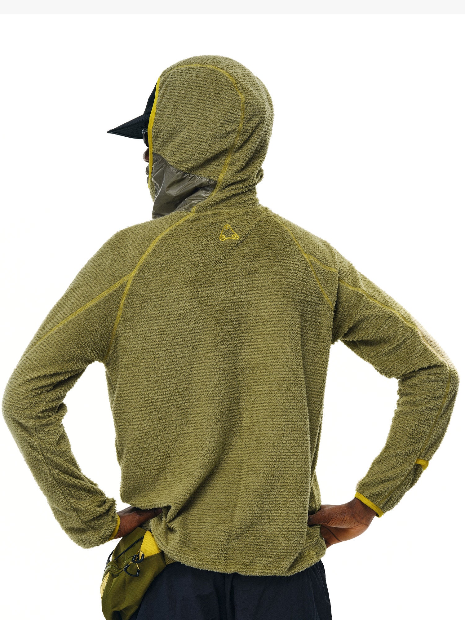 Lightweight Outdoor Fleece Hooded Long Sleeves