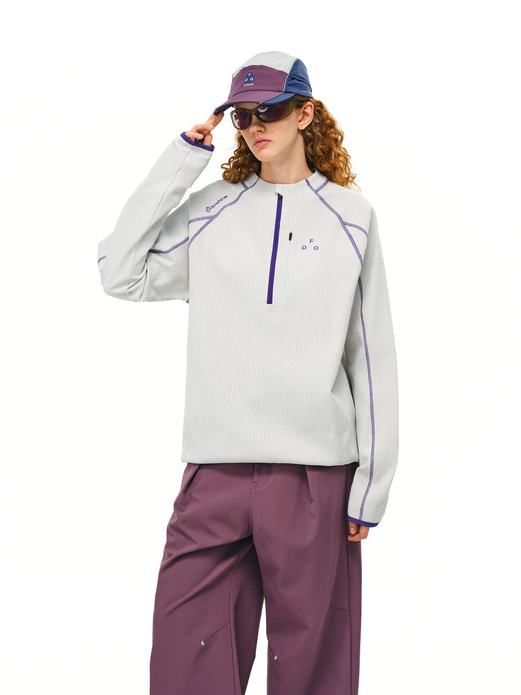 Contrast 1/2 Zip Long-T