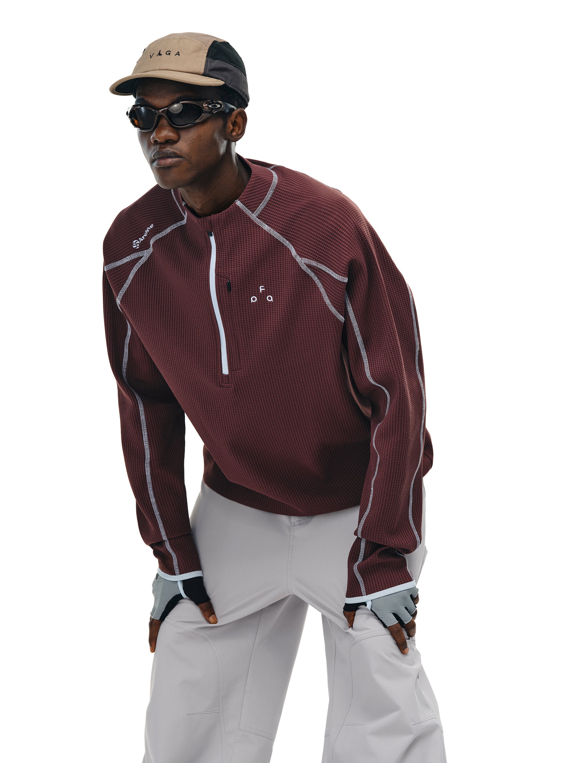 Contrast 1/2 Zip Long-T