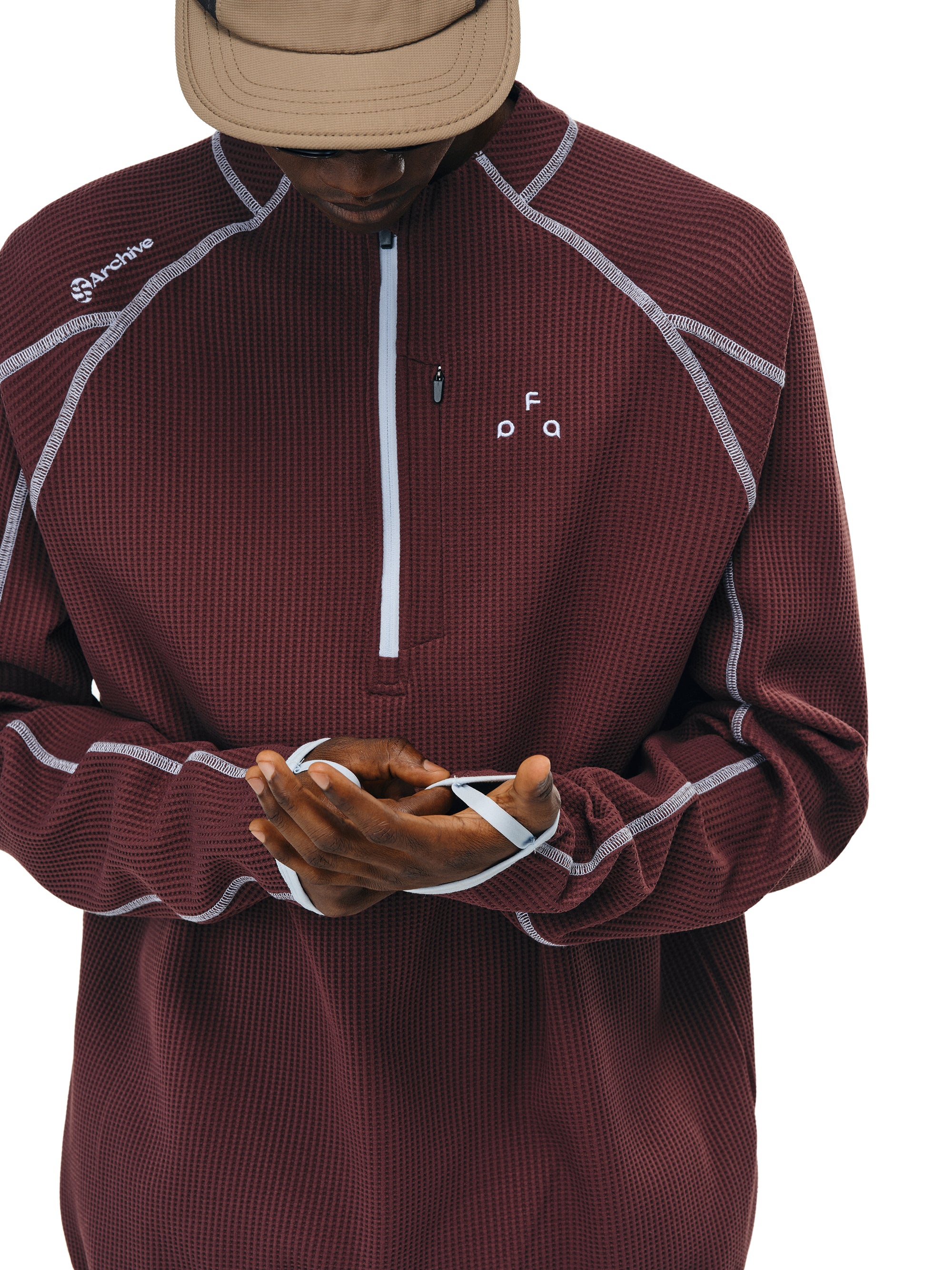 Contrast 1/2 Zip Long-T