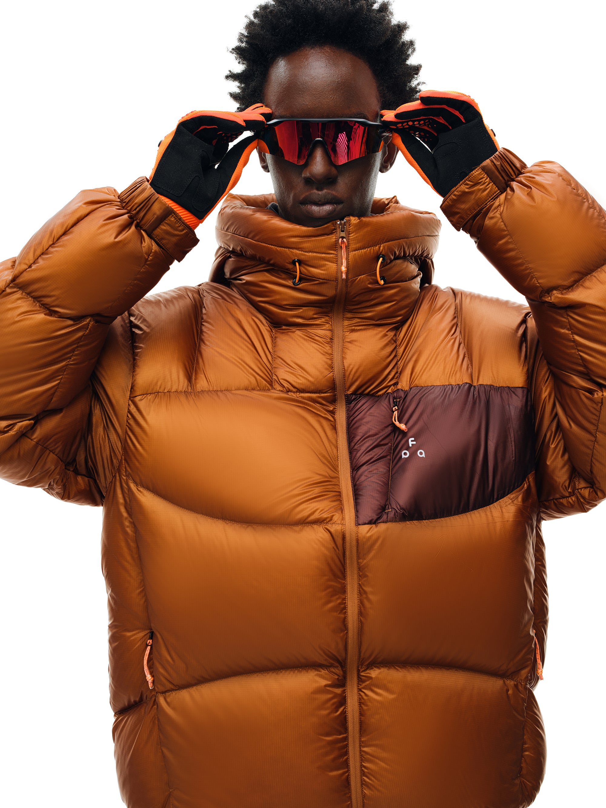 800 Fill Power Contrast Hooded Down