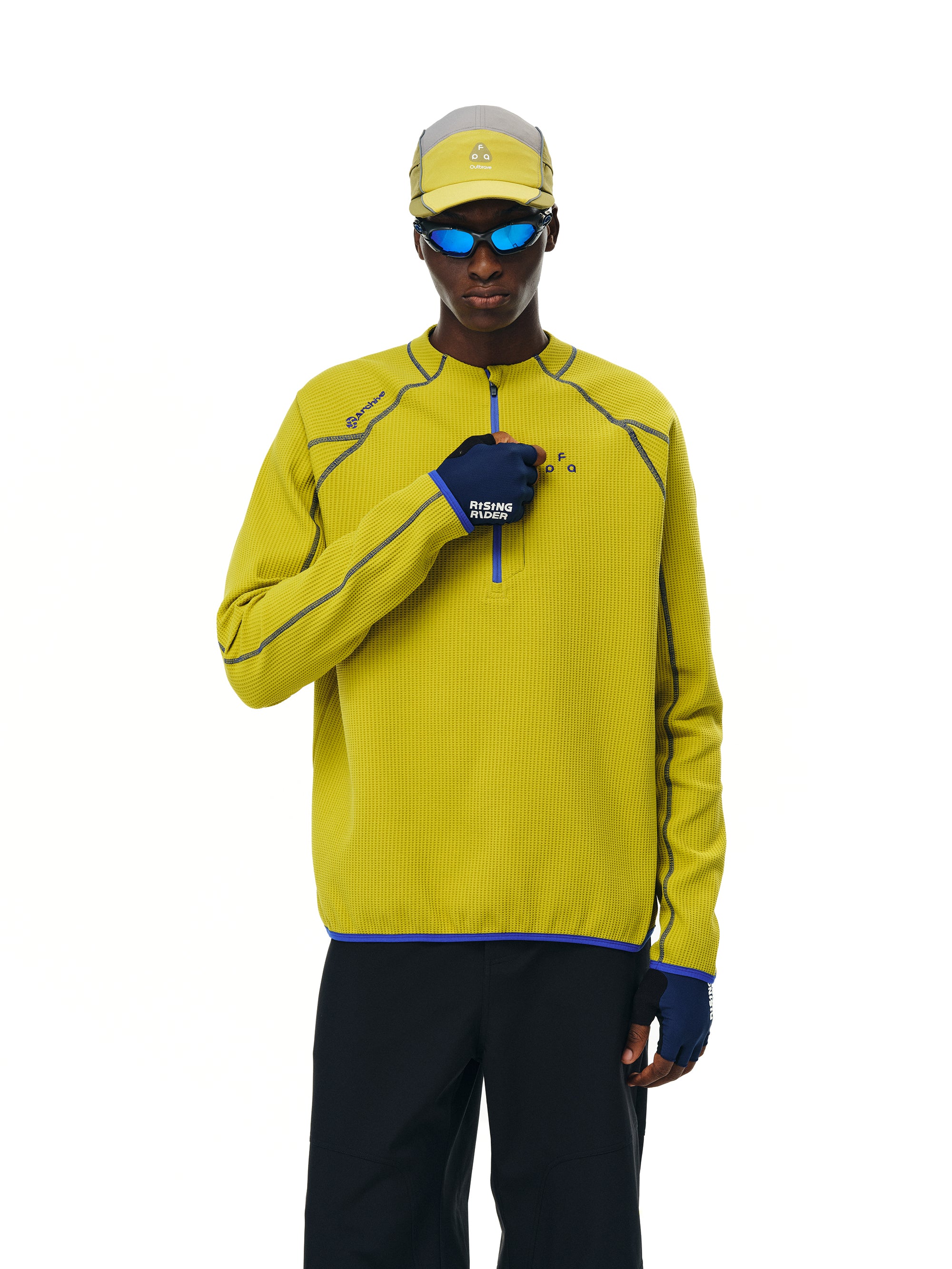 Contrast 1/2 Zip Long-T