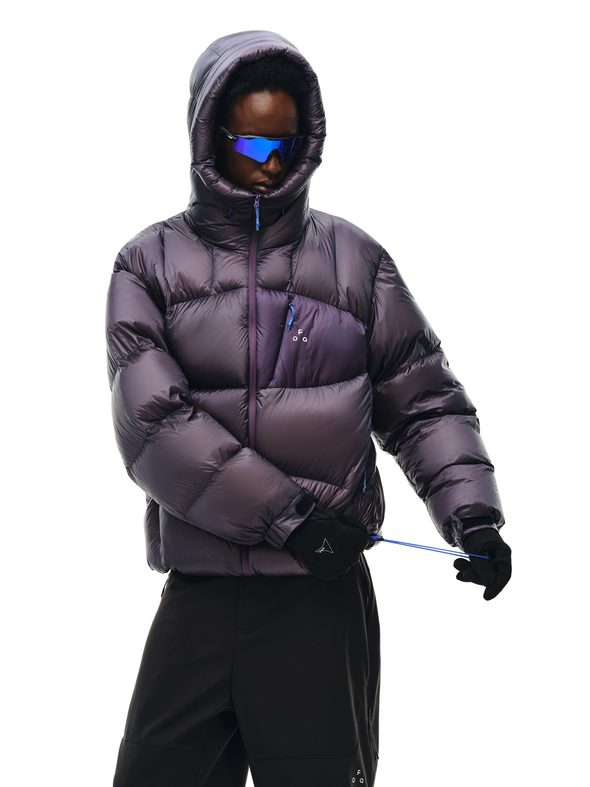 800 Fill Power Contrast Hooded Down