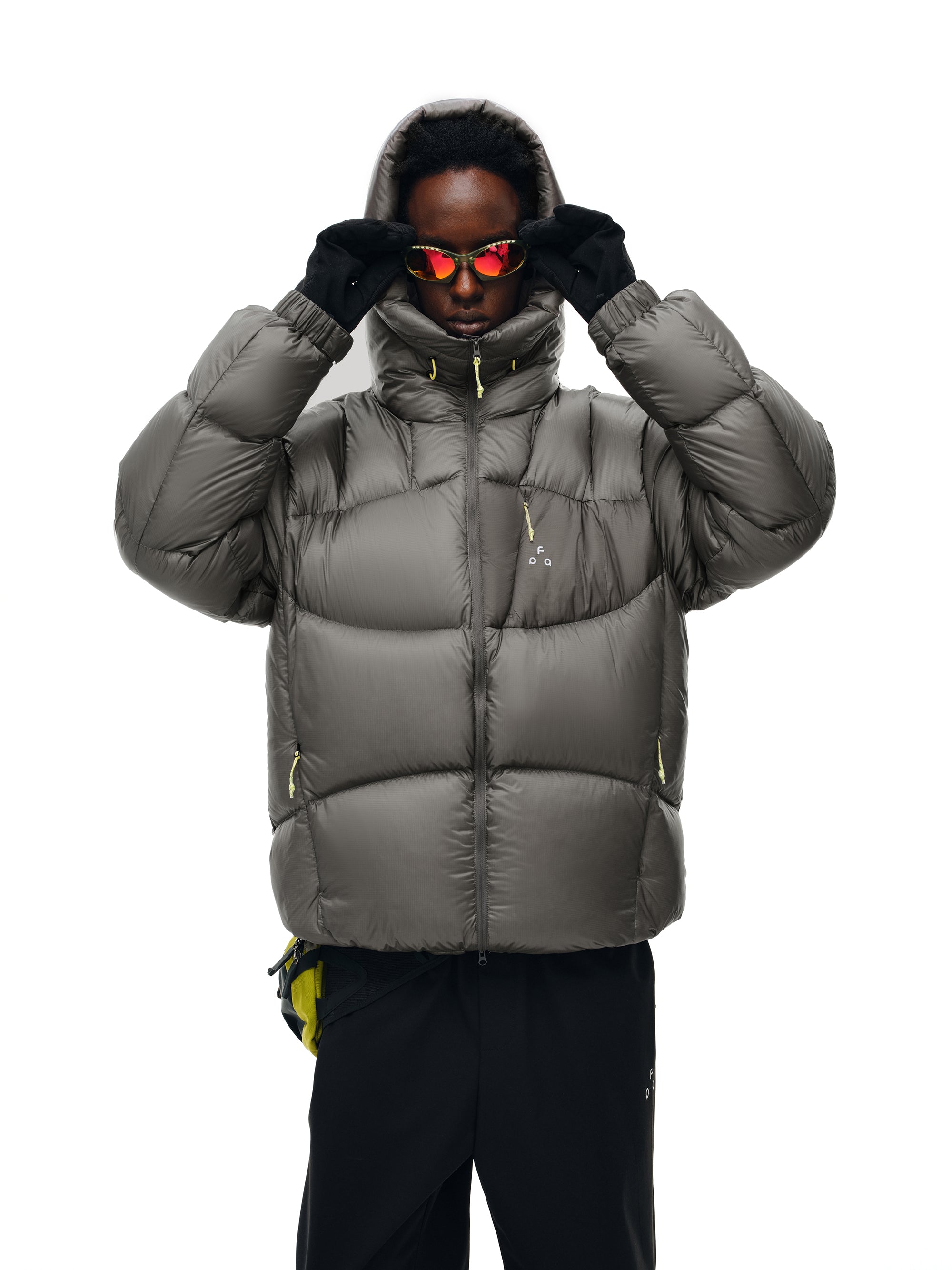 800 Fill Power Contrast Hooded Down