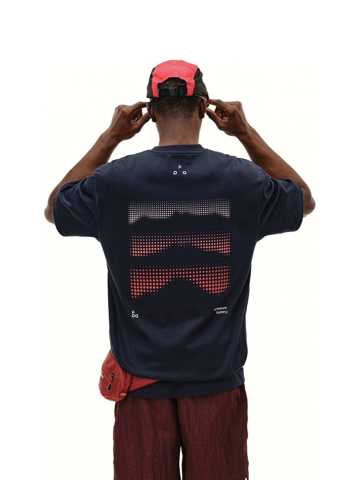 Dot Gradient Mountain Short-Sleeve T-Shirt