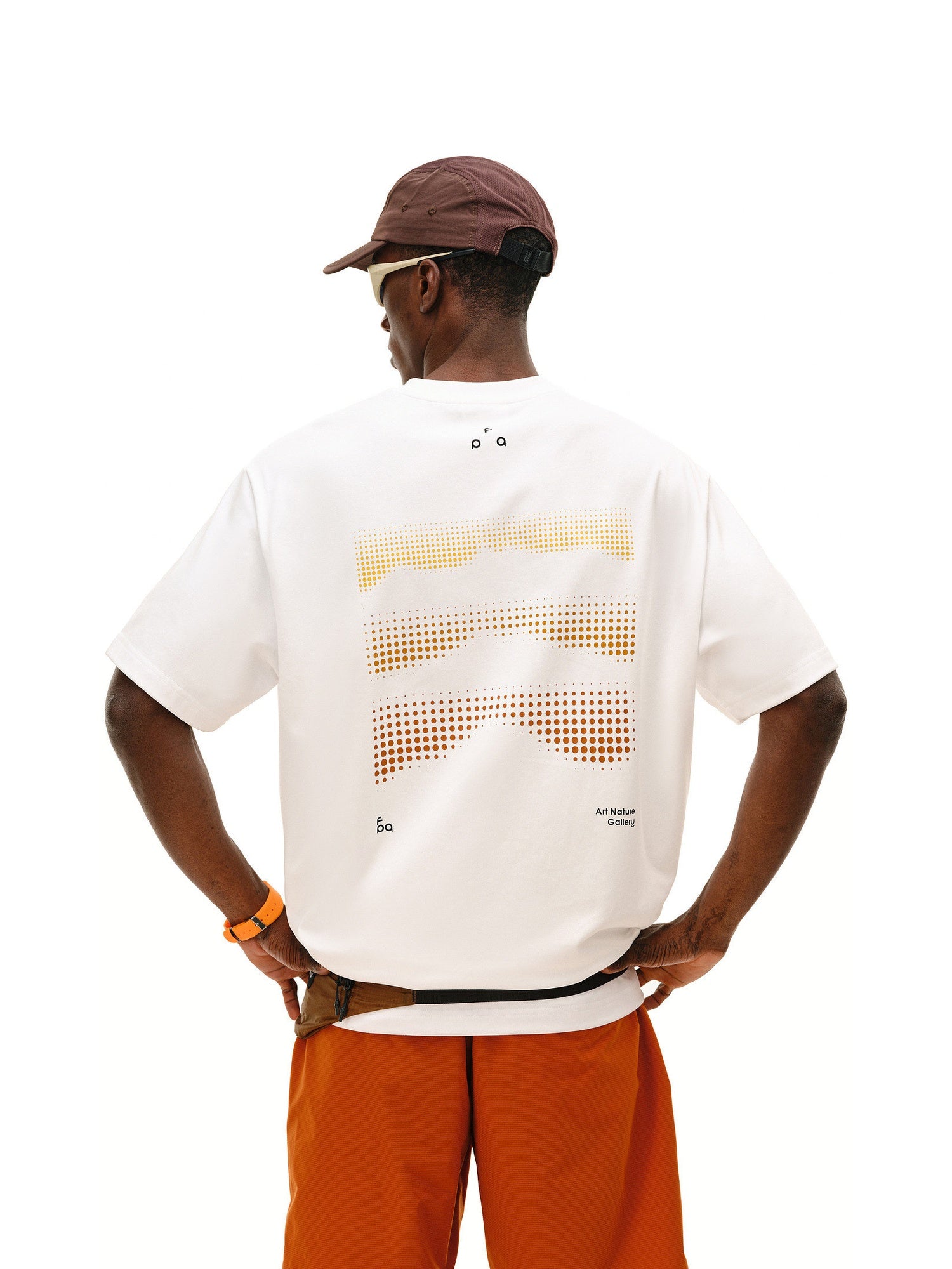 Dot Gradient Mountain Short-Sleeve T-Shirt